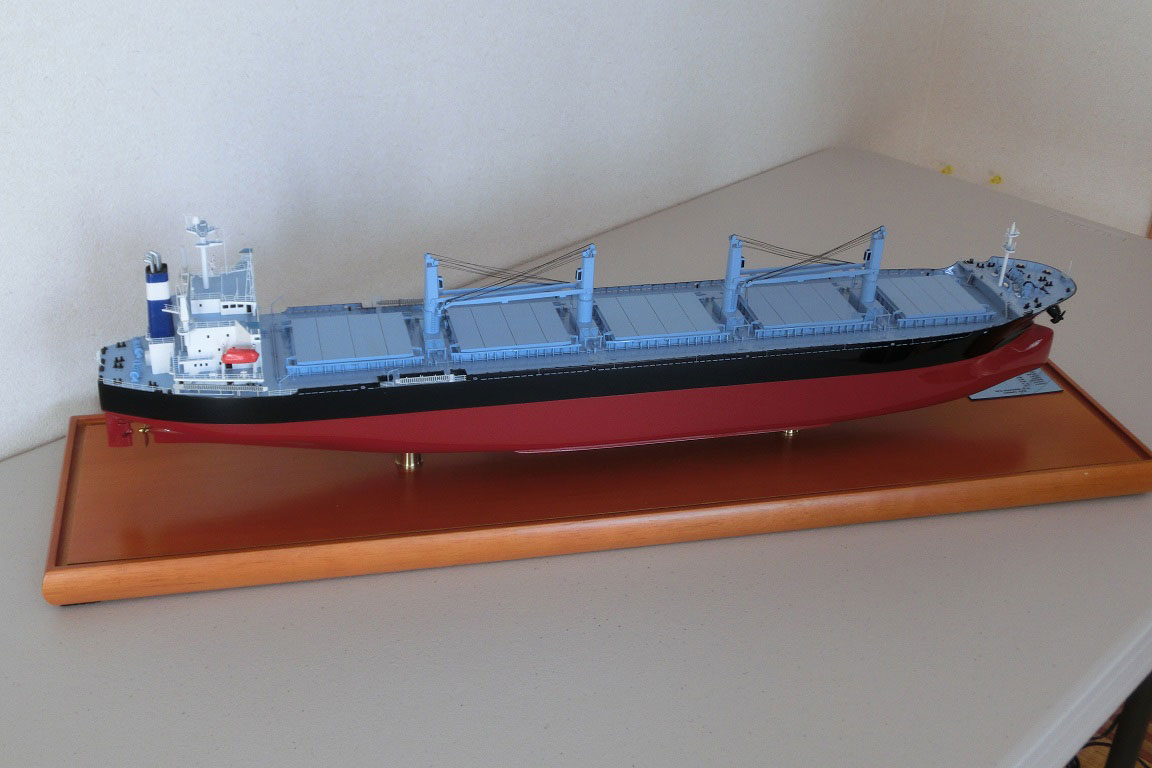 1/300バルク船精密模型 バラ積み貨物船 マンダリン・サン Mandarin-sun 展示模型 モデルシップ FRP製精密船舶模型製作会社、ウッドマンクラブ