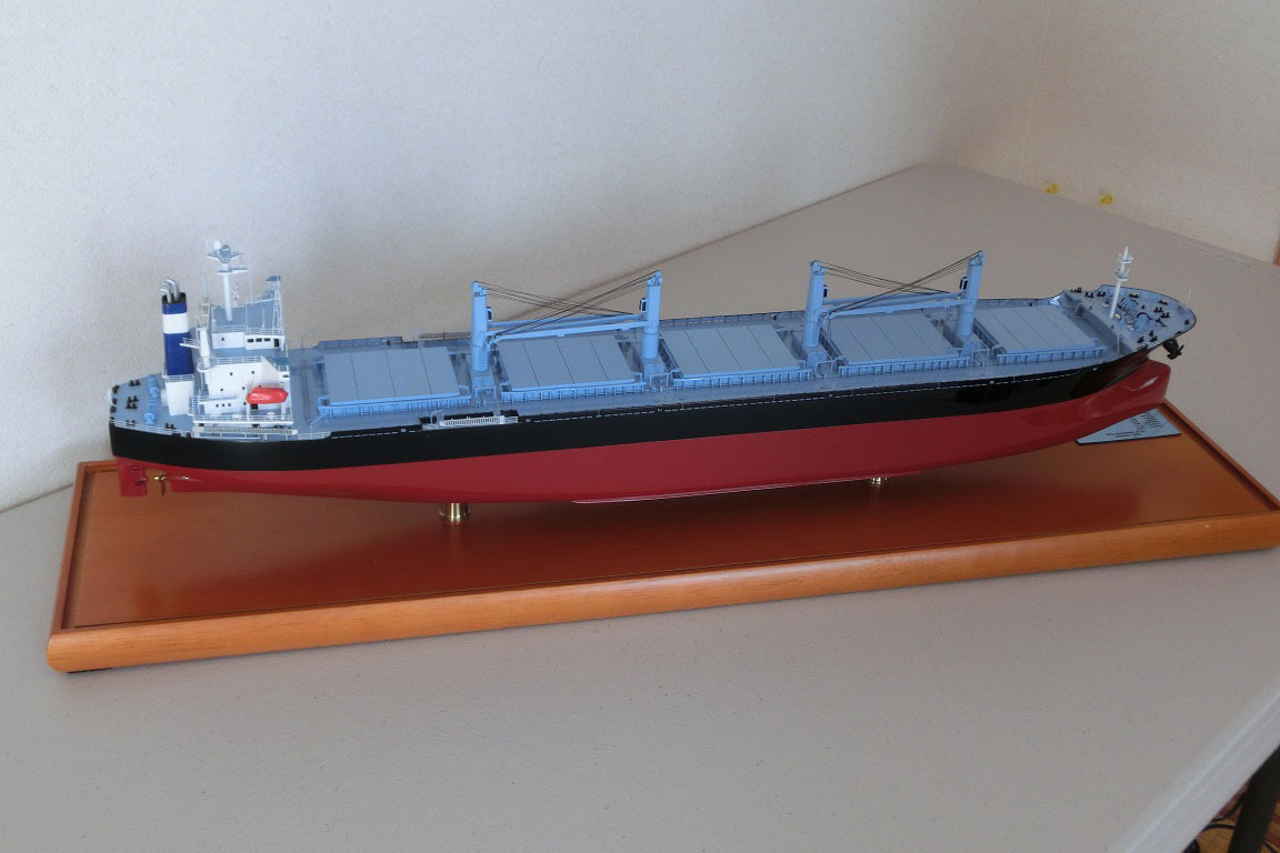 1/300「マンダリン サン」バラ積貨物船(Bulk-carrier）大型バラ積貨物船ファイバーグラス製精密完成模型 ウッドマンクラブ