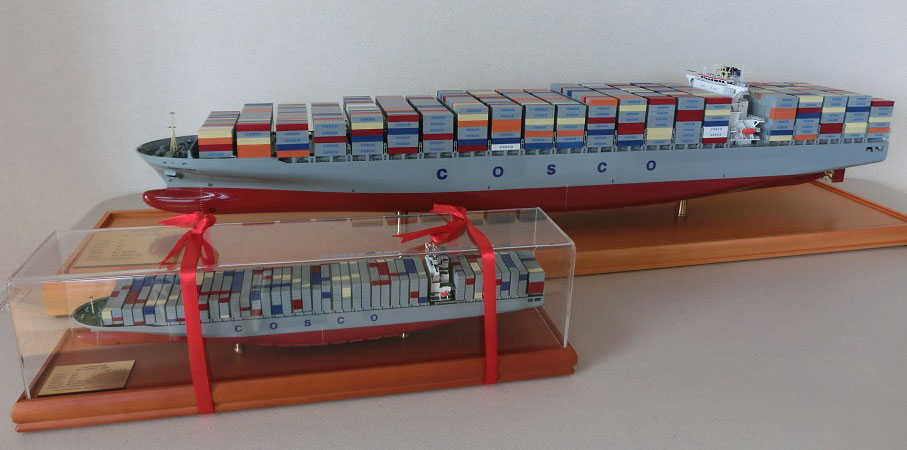 コンテナ運搬船 「COSCO ASIA」 FRP製精密船舶模型完成品 精密船舶模型製作専門店、ウッドマンクラブ
