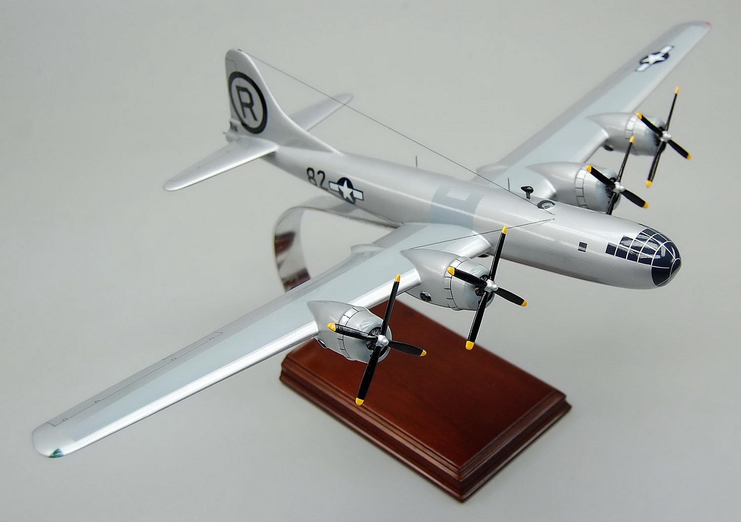 B-29ѡեȥ쥹Boeing B29Superfortress 緿4ȯⵡ ƹάⵡ ꥫ ץڥž Υ饲 ȥܡ åɥǥ 1/48 1/72 1/100 B-29̩Ϸ åɥޥ󥯥