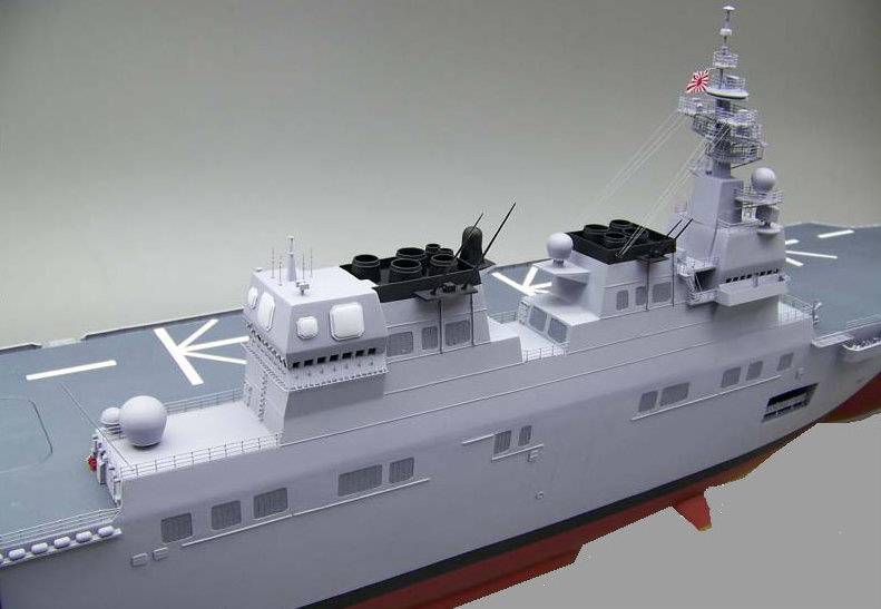 海上自衛隊ひゅうが型護衛艦 DDH-181「ひゅうが」Hyuga-class helicopter destroyer ヘリコプター搭載護衛艦 精密艦船模型完成品台座付の製作と通販専門店 ウッドマンクラブ 木製ハンドメイド艦船模型