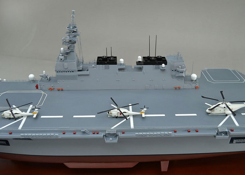 海上自衛隊いずも型護衛艦 DDH-183「いずも」Izumo-class helicopter destroyer ヘリコプター搭載護衛艦 精密艦船模型完成品台座付の製作と通販専門店 木製ハンドメイド艦船模型 ウッドマンクラブ