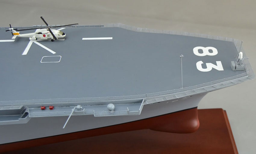 海上自衛隊いずも型護衛艦 DDH-183「いずも」Izumo-class helicopter destroyer ヘリコプター搭載護衛艦 精密艦船模型完成品台座付の製作と通販専門店 木製ハンドメイド艦船模型 ウッドマンクラブ