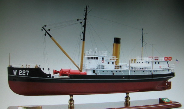 米国作業・貨物船精密模型完成品 米国作業・貨物船木製ハンドメイドモデル 完成品台座付き