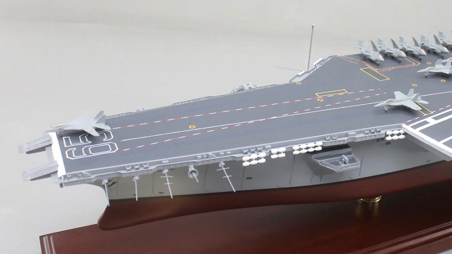 1/350米国原子力空母 CVN-65 ENTERPRISE 1/350 エンタープライズ超精密模型完成品、木製ハンドメイド、空母CVN-65エンタープライズ精密艦船模型完成品台座付の製作と通販専門店 ウッドマンクラブ