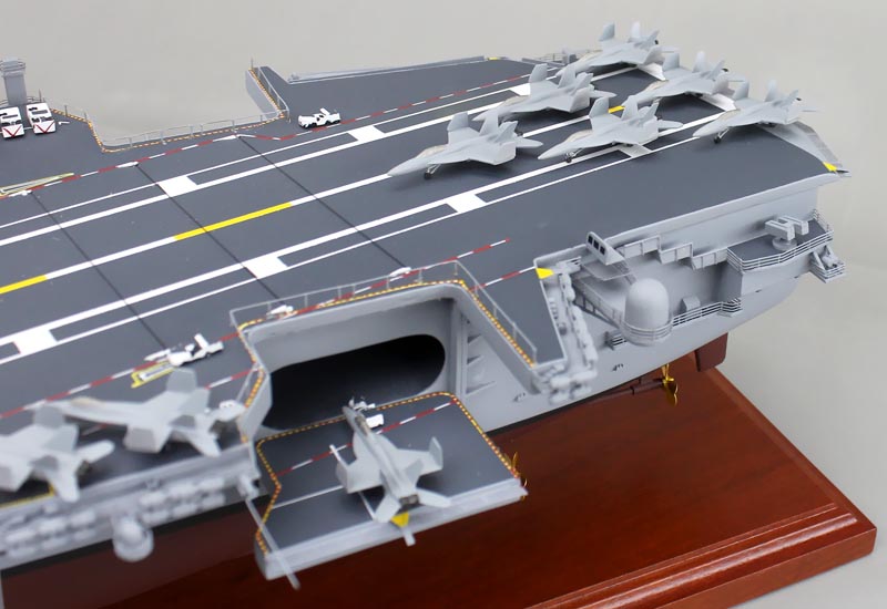 1/350米海軍原子力空母CVN-76ロナルド・レーガン超精密模型完成品、木製ハンドメイド、空母CVN-76ロナルド・レーガン精密艦船模型完成品台座付の製作と通販専門店 ウッドマンクラブ