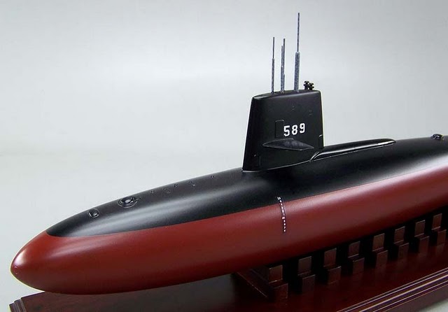 米国原子力潜水艦スコーピオン(USS SSN-589 SCORPION)精密模型完成品塗装済、米国海軍木製ハンドメイド精密艦船模型 ウッドマンクラブ