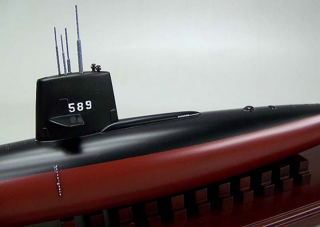 米国原子力潜水艦スコーピオン(USS SSN-589 SCORPION)精密模型完成品塗装済、米国海軍木製ハンドメイド精密艦船模型 ウッドマンクラブ