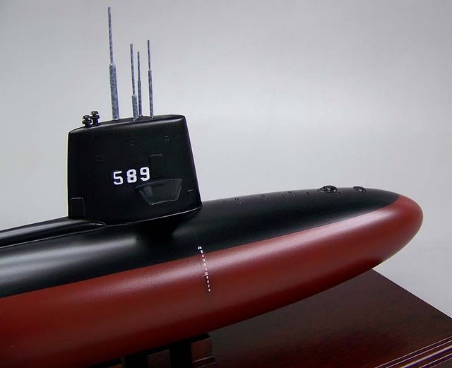 米国原子力潜水艦スコーピオン(USS SSN-589 SCORPION)精密模型完成品塗装済、米国海軍木製ハンドメイド精密艦船模型 ウッドマンクラブ